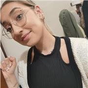 Diplomata di liceo linguistico offro sostegno per lo svolgimento dei compiti a casa e ripetizioni di inglese e francese per bambini delle elementari fino ai ragazzi delle scuole medie